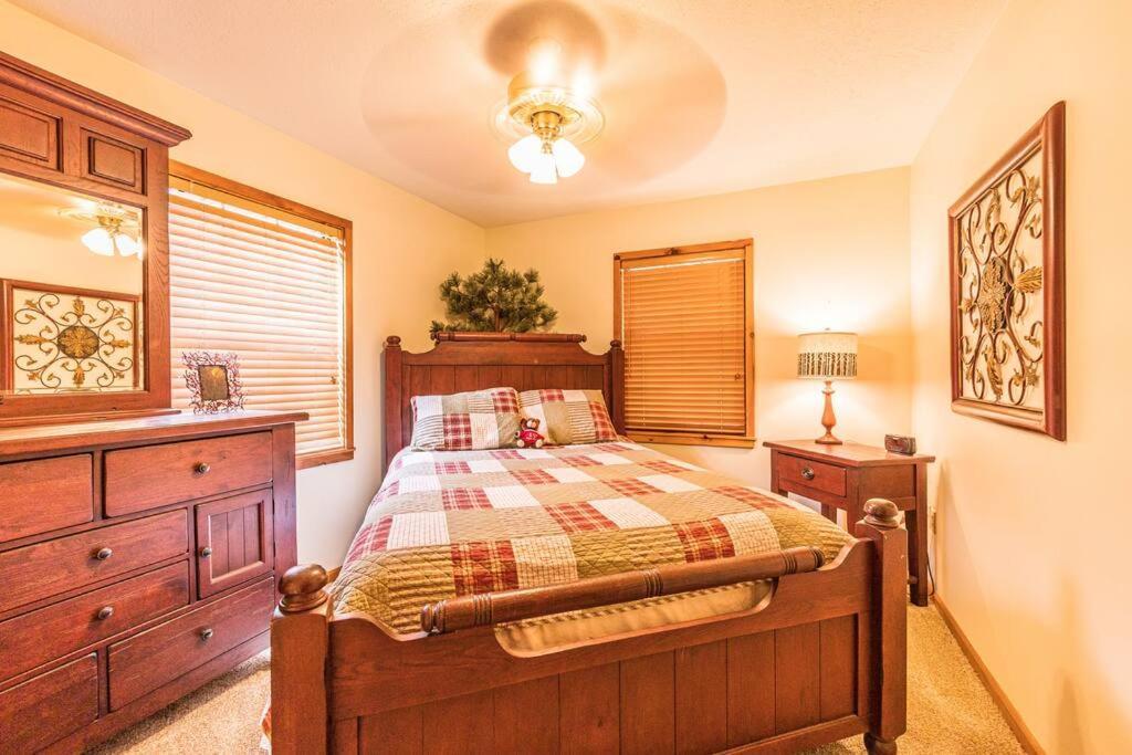 Stunning Mtn. Views! 4Br With All The Amenities! - Vista Vibes- 布赖森城 外观 照片