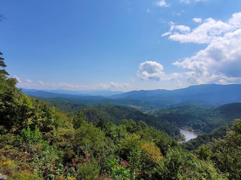 Stunning Mtn. Views! 4Br With All The Amenities! - Vista Vibes- 布赖森城 外观 照片