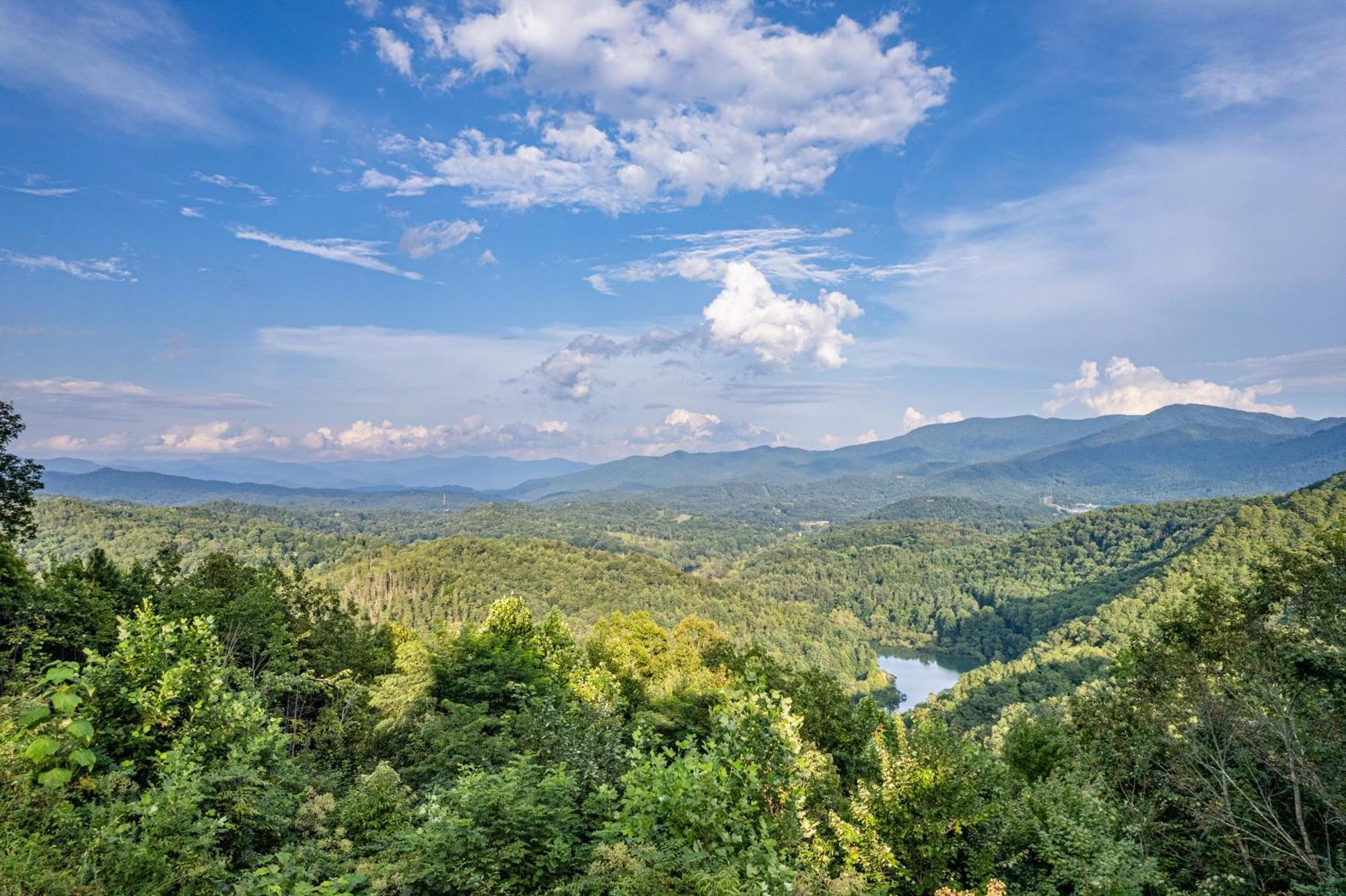 Stunning Mtn. Views! 4Br With All The Amenities! - Vista Vibes- 布赖森城 外观 照片